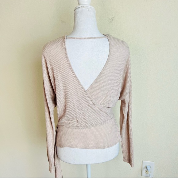 UO Light Pink Mauve Ribbed Surplice Cross Open Back Tie Side Long Sleeve Blouse - Picture 2 of 9